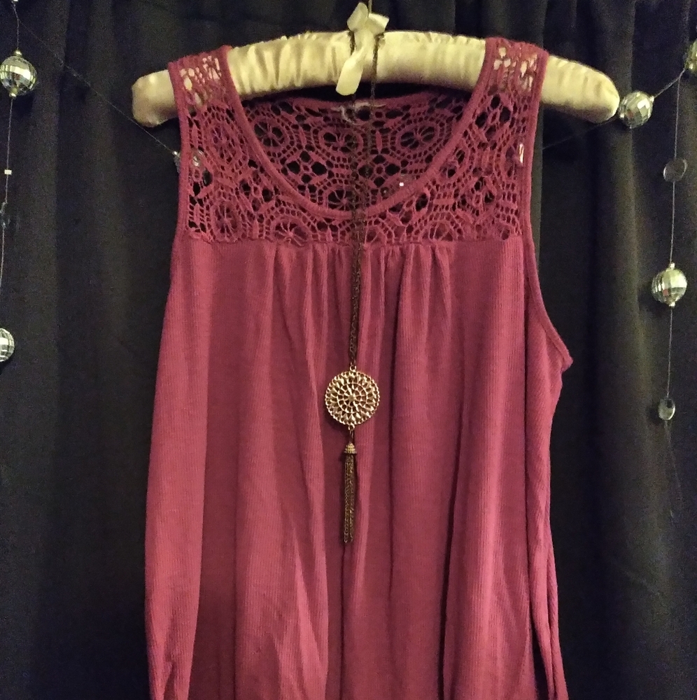 🌻5/$10 LIZ LANGE MATERNITY Women's sz M Flowing Tank Top